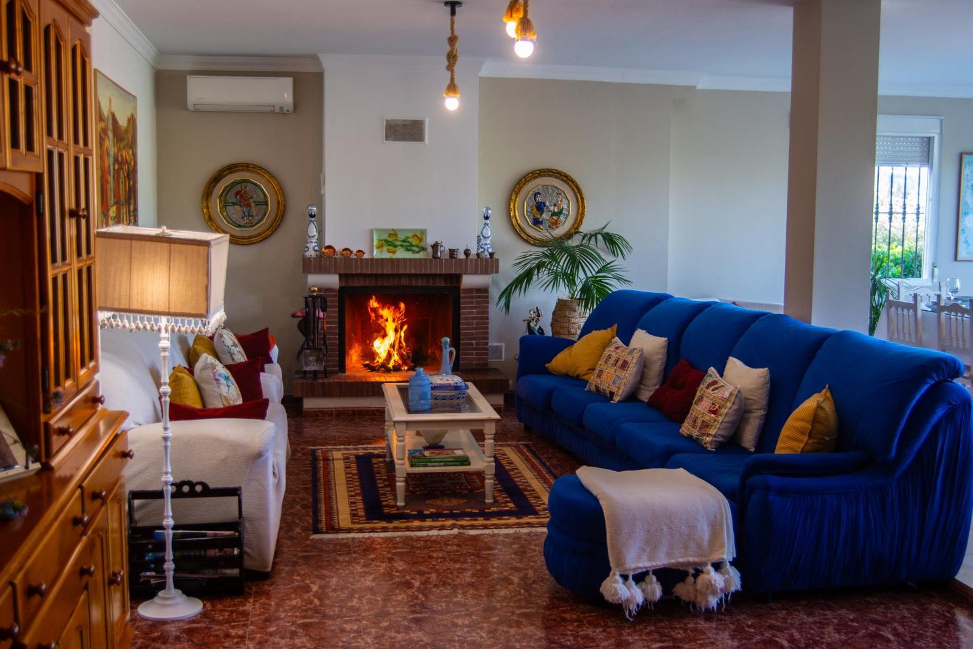 Alojamiento Rural Las Acacias 카브라 외부 사진
